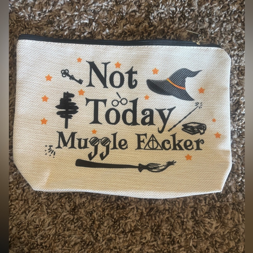 Brand new, never used. Harry Potter Themed Zipper Pouch - White and Black